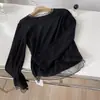 Camiseta Redonda Manga Longa com Recorte em Renda Falsa de Duas Peças Elástica Versátil Efeito Emagrecedor Ombro Direito Estilo Outono e Inverno Camisa para Camada Interna