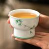 Taza de boca con anillo de pie alto de bambú verde fresco pintada a mano de fábrica Taza de té personal Taza de té de cerámica Juego de té Kung Fu Taza maestra Taza de té