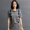 Redutor de idade formato diamante gola polo de cashmere manga curta feminina 26 Outono/Inverno gola redonda V malha solta jaqueta cardigã peça externa