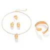 Conjunto de aretes, collar y pulsera de diseño de moda nicho Xiyinyin transfronterizo de alta gama con forma de gota de agua para mujer, en stock para entrega rápida