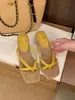 Sandalias Minimalistas y Cómodas de Terciopelo Acolchado con Tira de Dedo y Tacón de Bloque, Estilo Suave y Femenino, Nuevo Estilo de Verano para Ropa de Calle