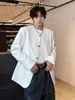Otoño 2025 Nueva Chaqueta de Moda Versátil de Diseño Nicho de Gama Alta sin Cuello Estilo Chanel para Hombre