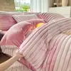 Conjunto de Pelúcia de Pelo de Coelho de Quatro Peças para Outono e Inverno, Roupa de Cama Quente, Lençol e Capa de Edredom Espessados de Veludo Leite, Conjunto de Três Peças de Pelo de Coelho
