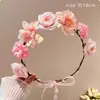 Tiara de Guirlanda de Flores de Camélia para Adultos e Crianças, Tiara Floral, Véu de Noiva, Flor de Cabeça para Cabelo com Atmosfera Hanfu