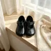 Zapatos de Cuero para Niñas Pequeñas 2026 Otoño Nuevo Estilo Planos Casuales Zapatos Individuales de Dedos Divididos para Niños Zapatos Versátiles de Princesa para Niñas Pequeñas