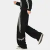 Pantalones Deportivos de Otoño 2026 para Hombre, Estilo Americano, Bordado de Letras con Tres Rayas, Tela de Pantalón de Chándal 320g, Pantalones Largos para Hombre