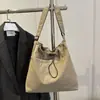 Bolsa de Ombro Cruzada Versátil Simples Casual Elegante Texturizada de Grande Capacidade Nova Moda Outono 2026 Nicho de Alto Valor Estético