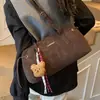 Bolsa de Luxo Acessível com Aparência Sofisticada para Mulheres 2025 Inverno Nova Moda Retrô Nicho Bolsa de Ombro para o Dia a Dia Bolsa Casual de Axila