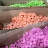 Yilong produce bloques de construcción cuadrados tridimensionales de EVA con costuras de dos colores, dados con impresión a color, juguetes educativos suaves para niños