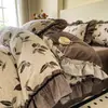 2025 Nuevo Estilo Retro Lino Cáñamo Crudo Encaje Juego de Cuatro Piezas Estilo Encaje Coreano Cama Sábanas de Cama Juego de Tres Piezas Listo para la Venta