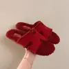 2026 Versátil Confortável Moda Outono Chinelos Retrô Chinelos de Solado Macio Uso Externo Saindo Peludos Versátil Fundo Plano Novo Estilo