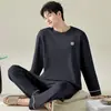 Pijama Nuevo de Algodón Puro para Hombre 2026, Manga Larga y Pantalón Largo para Primavera/Otoño, Suéter de Cuello Redondo, Conjunto de Ropa para Casa para Adolescentes Estudiantes