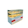 Nuevo Gabinete de Exhibición de Pastelería China con Recubrimiento de Titanio Madera Maciza Pintada Acero Inoxidable Galletas de Durazno Mostrador Refrigerado de Pastelería y Pan
