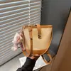 Bolso Cubo de Mano con Bloques de Color en Relieve de Diseño de Nicho para Mujer 2025 Nueva Tendencia Bolso Versátil de Hombro Único Cruzado para el Trabajo