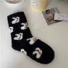 Meias Peludas Estampadas de Desenho Animado Fofas Quentes Espessas Distintivas Criativas de Pelúcia Ins Tendência Femininas de Pelo de Vison Veludo de Vison Meias de Cano Médio