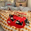 Ropa de Cama Linda Alto Gramaje Súper Suave Esponjoso Estilo Lindo Bordado Juego de Cuatro Piezas Serie