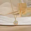 Collar para Mujer con Flor Giratoria, Sencillo y de Moda, Moderno y Versátil, Joyería de Cadena para Clavícula de Acero de Titanio, Regalo para el Día de la Madre