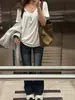 Camiseta Blanca de Cuello en U, Holgada y Relajada, de Manga Corta Elástica para Mujer, Escote Amplio, Top Versátil como Capa Base