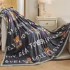 Manta de veludo de leite espessa, manta dupla face de fleece, lençol de cama de fleece de coral, manta de cochilo de peça única para dormitório estudantil