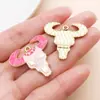 20 Estilos de Colgantes de Aleación de Esmalte Rosa/Marrón de Dibujos Animados Sombrero Vaquero Occidental, Bolsa de Dinero, Cabeza de Vaca, Botas Accesorios para Joyería DIY