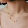 Colar de 26 Letras Cravejado com Diamantes Europeu e Americano Mais Vendido Corrente Cubana para Clavícula Corrente de Clip de Papel Colar de Pérolas Acessórios DIY de Nome