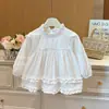 Nova blusa de manga comprida para meninas, top de bebê estilo coreano com renda, fashion e adorável, estilo princesa, super fofo
