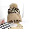 Gorro de Tricô Transfronteiriço Estampa de Leopardo Bola de Pelo Enrolada Gorro de Tricô Feminino para Exterior Quente Espessado Outono e Inverno Chapéu Masculino de Lã