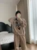 Pijama de Lã Coral Feminino Inverno Novo Flanela Fofo Moda Longo Roupa de Casa Gola Redonda Manga Longa Conjunto de Calças
