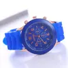 Reloj de silicona Ginebra Ginebra disponible para mujer, estilo coreano, moda, hermoso color, gelatina, reloj informal para estudiantes.