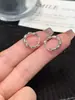 Brincos de Argola Torcida em Formato de Grão de Arroz de Sete Grãos Prateados de Alta Qualidade, Presilhas de Orelha com Design Exclusivo, Brincos de Moda Elegantes e Versáteis para Mulheres