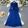 Vestido francês de alta qualidade, elegante, com flor tridimensional, decote V, manga lanterna, afunilado na cintura, corte A, pingente grande, saia longa