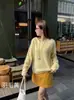 Suéter novo, de caimento relaxado, macio e confortável, com gola redonda, para mulheres, perfeito para o outono e inverno, com uma silhueta solta e que valoriza a forma, disponível em várias cores.
