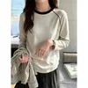 Camiseta de algodón puro con bloques de color y mangas raglán largas para mujer, capa base de otoño, moderna y adelgazante, top interior estampado elegante