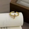 Anillo de Segunda Mano de Lujo Ligero Chapado en Oro con Incrustaciones Completas de Diamantes, Diseño de Estrella y Pez, Ajustable, Estilo de Gama Alta Nicho, Anillo Personalizado de Moda para Mujer