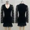 Vestido versátil de manga larga, color sólido, moda sexy, elegante, con empalme, escote en V profundo, para mujer, sitio web independiente transfronterizo europeo y americano