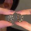 Fivela de orelha de diamante preto de luxo retrô Light Hot Sale All-match Exquisite Diamond Earrings Niche Design Elegante High-end Brincos