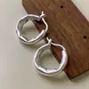Exquisitos Pendientes de Plata 925 con Cierre de Mariposa para Mujer, Estilo de Nicho de Alta Gama, Simples y Modernos, Diseño Único Plegado, Nuevos Pendientes de Primavera