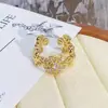 Anel Aberto Gota de Óleo Esmaltado Luz Luxo Alto Padrão Anel Caixa Cega Ao Vivo Vintage Estilo Palácio Flor