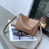 Bolso para Mujer Nueva Llegada Bolso de Hombro Sobaco Bolso Geométrico Bolso Almohada de Cuero Genuino para Mujer Cuero Vacuno de Capa Superior TOGO Bolso Cruzado 6408