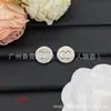 4.26 Conjunto Combinando Nova Coleção Europeia com Etiquetas Chanel Saint Laurent Dior Brincos Pulseiras Colares Atacado