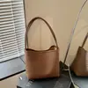2026 Nova Bolsa de Mão Estilosa Casual Texturizada Retrô com Design de Nicho, Bolsa Única de Ombro/Axila Trançada