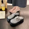 Meias Pantufas Fechadas com Plataforma para Aumentar Altura para Mulheres, Novos Tamancos Respiráveis de Verão 2026, Sandálias Romanas Preguiçosas