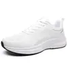 Zapatos de talla grande transfronterizos, zapatillas deportivas de verano, zapatos de malla nuevos, zapatos casuales finos y ligeros para hombre, transpirables, para correr