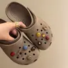Adecuado para decoración de zapatos Crocs, dijes de zapato desmontables lindos de lunares para bricolaje, decoración de superficie de zapato 3D