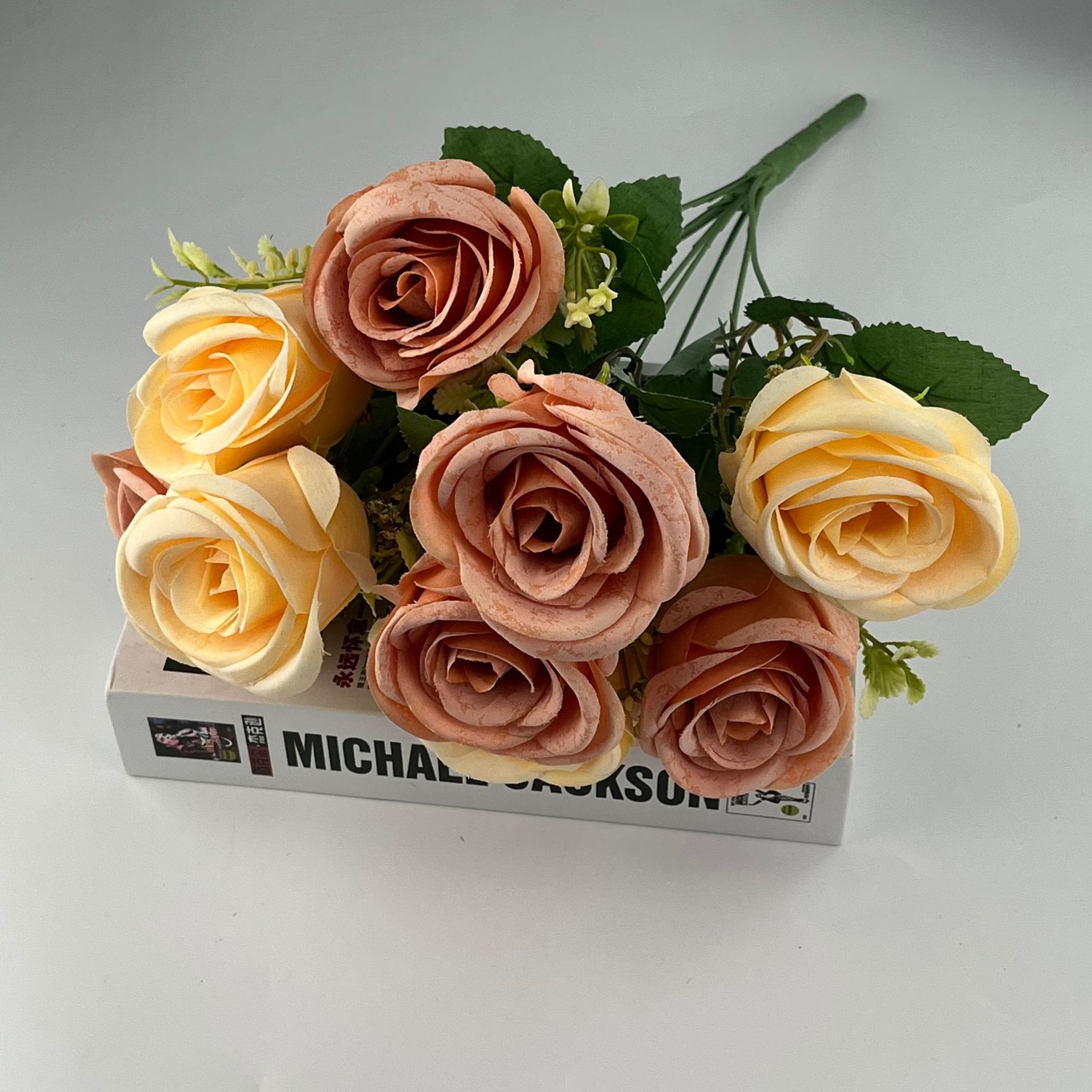 9头雪花法国玫瑰 橙黄