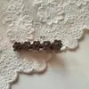 Horquilla de flor de pedrería de alta calidad clip para flequillo de frente de alto valor de color clip lateral de Corea del Sur delicado clip de pico de pato
