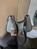 Bolso de hombro vintage de alta calidad, nicho, para debajo del brazo, mujer, nuevo estilo 2026, moderno, para el trabajo, el commute, bandolera, bolso tote pequeño