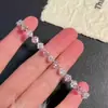 Pulsera de Circonita Cúbica Rosa Dulce Diseño Sencillo de Nicho Pulsera de Cuentas 2026 Nueva Ligera de Lujo Sensación de Gama Alta Regalo para Mejor Amiga Pulsera