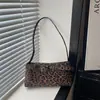 Bolso de Hombro Retro de Alta Gama Transfronterizo para Mujer 2026 Nuevo Pequeño de Nicho Moda Cinturón Hebilla Versátil Bolso de Mano