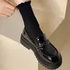Zapatos de cuero para mujer de estilo británico con suela gruesa, nuevos zapatos Mary Jane franceses estilo japonés JK para otoño de 2026, mocasines negros.
